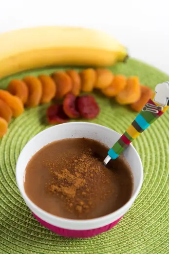 Pure me fruta të thata: recetë nga libri Luga ime e parë (7–9 muajsh)